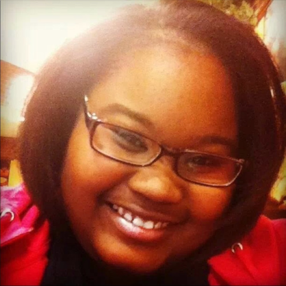 Meet your Posher, Renea